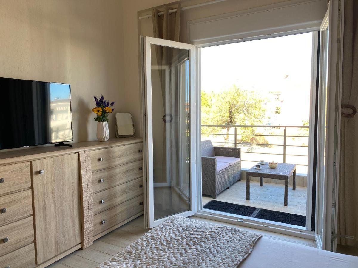 Villa Emerald Luxury Living Nikiti  Ngoại thất bức ảnh
