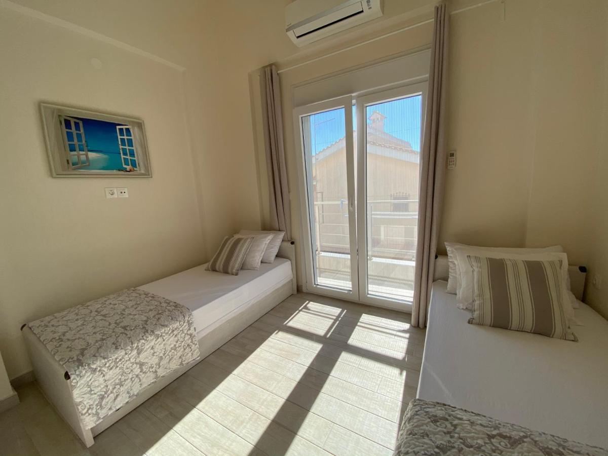 Villa Emerald Luxury Living Nikiti  Ngoại thất bức ảnh
