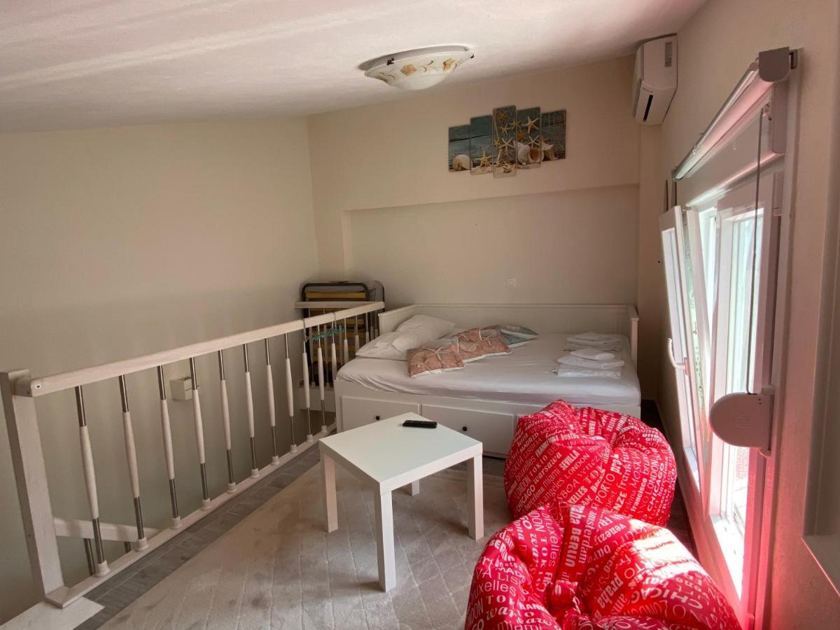 Villa Emerald Luxury Living Nikiti  Ngoại thất bức ảnh